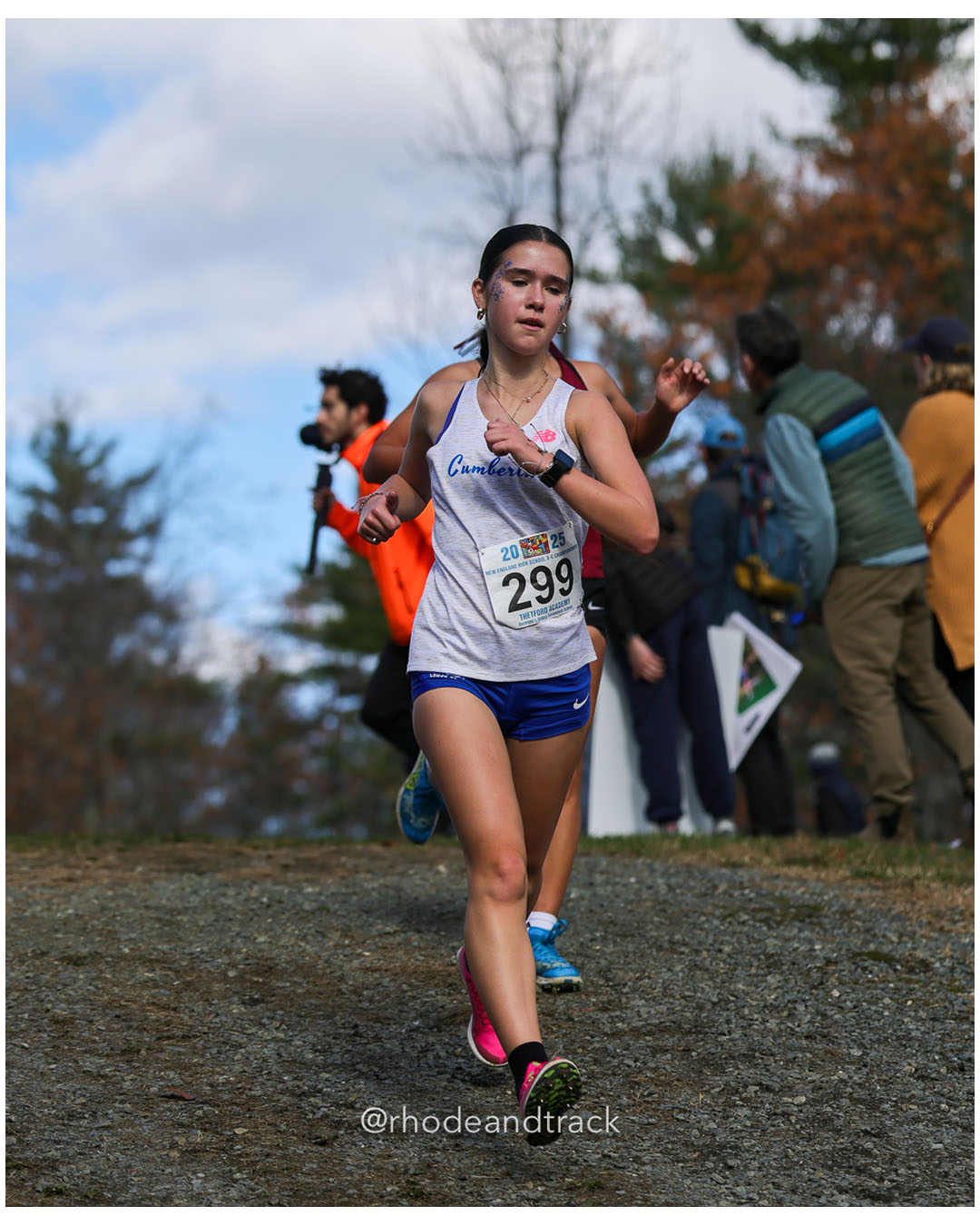 Rebecca Davis, Cumberland, P239, 24:34.98 - New England Cross Country State Championship - Thetford Vt - November 8, 2025 File: ./dir-1-Girls-Championship/251108-2025-New England-Cross-Country-Championships-Thetford-VT-184-296A3117.jpg Rebecca Davis, Cumberland, P239, 24:34.98 - New England Cross Country State Championship - Thetford Vt - November 8, 2025 – 2025 New Englan…